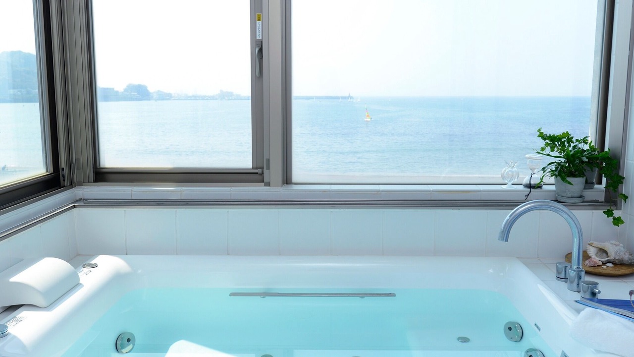 Photo of Others in Zushi