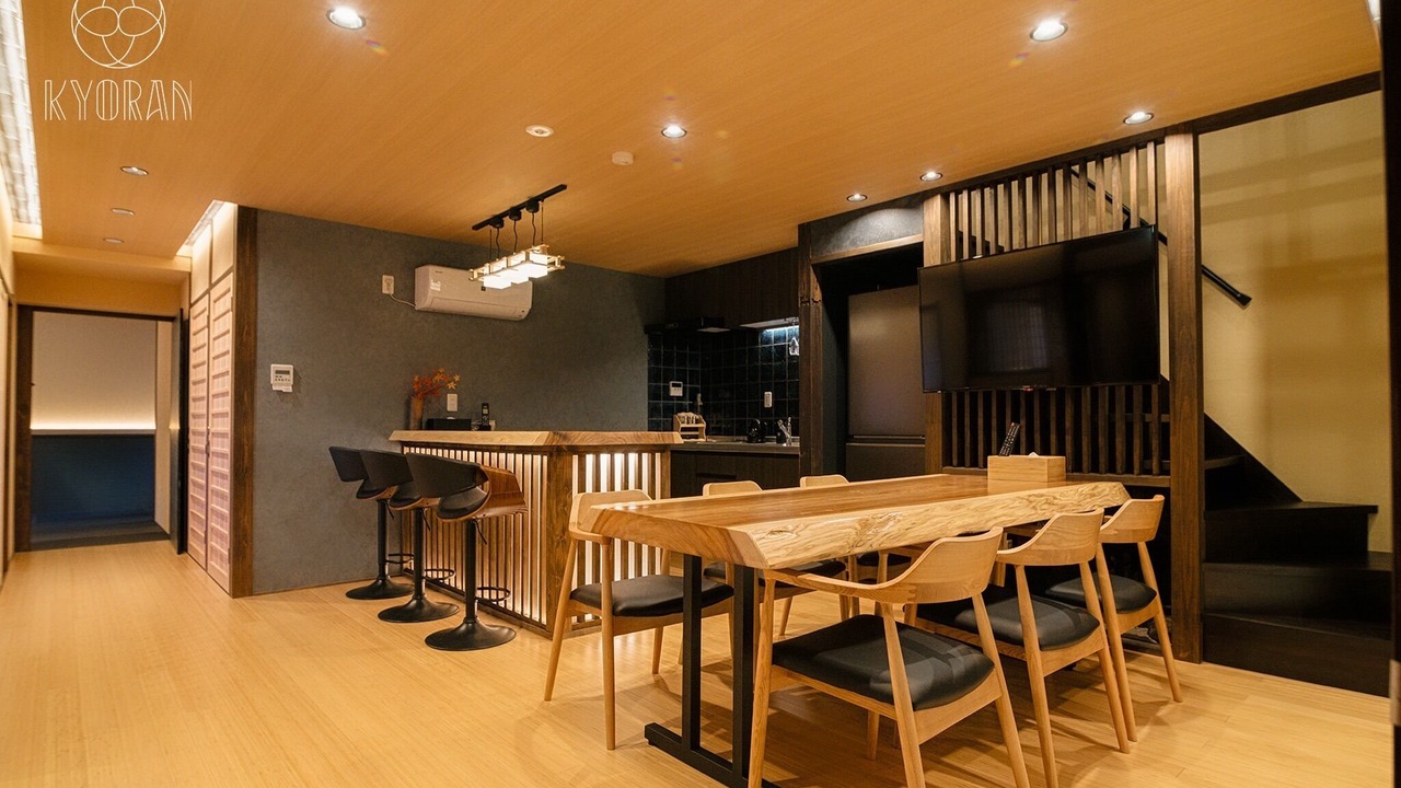 Photo of Others in Minami