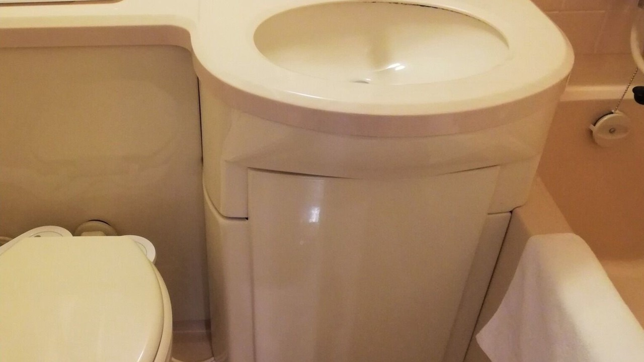 Photo of Bathroom in Odori