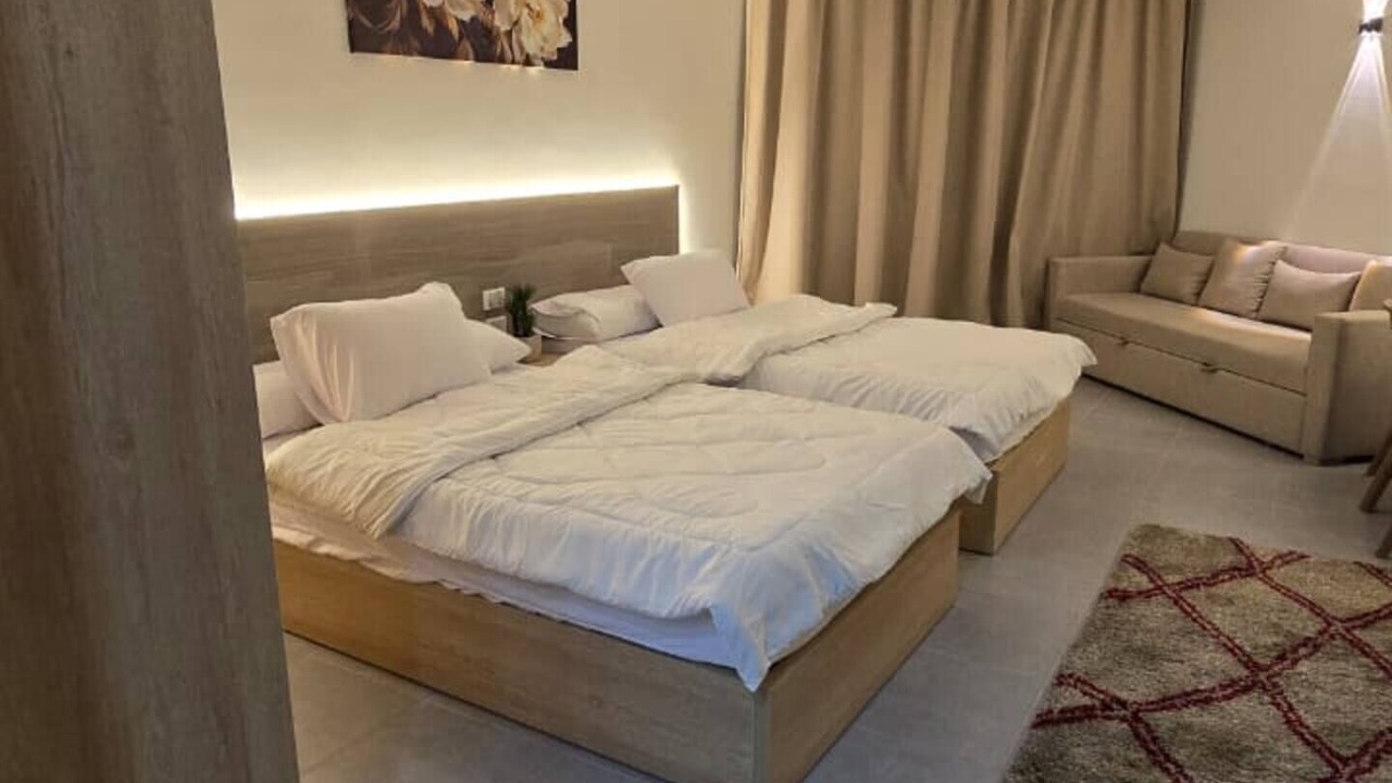 Photo of Bedroom in Corniche Road-Dahar