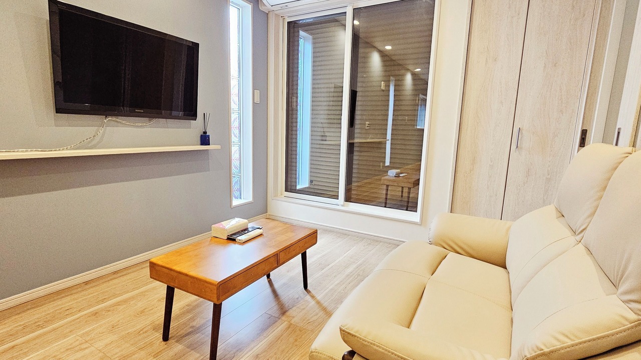 Photo of Livingroom in Tenmabashi