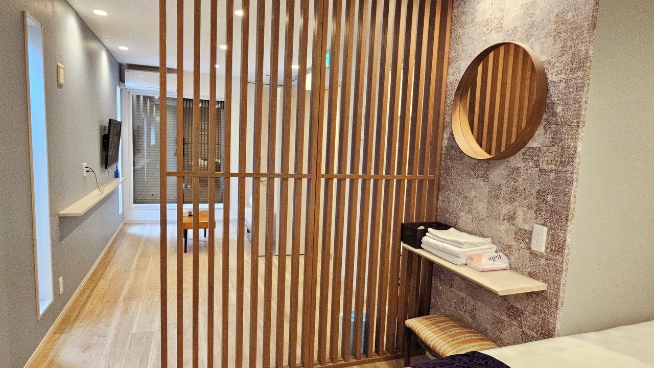 Photo of Bedroom in Tenmabashi
