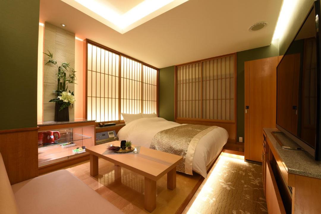 Photo of Others in Hanamigawa