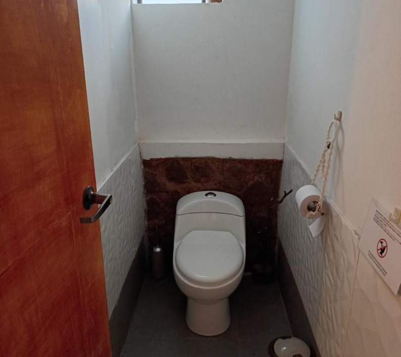 Photo of Bathroom in Maras