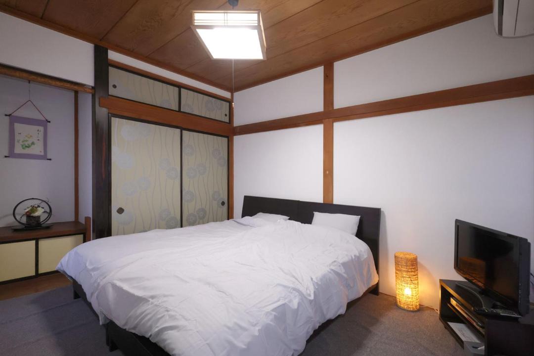 Photo of Bedroom in Himi