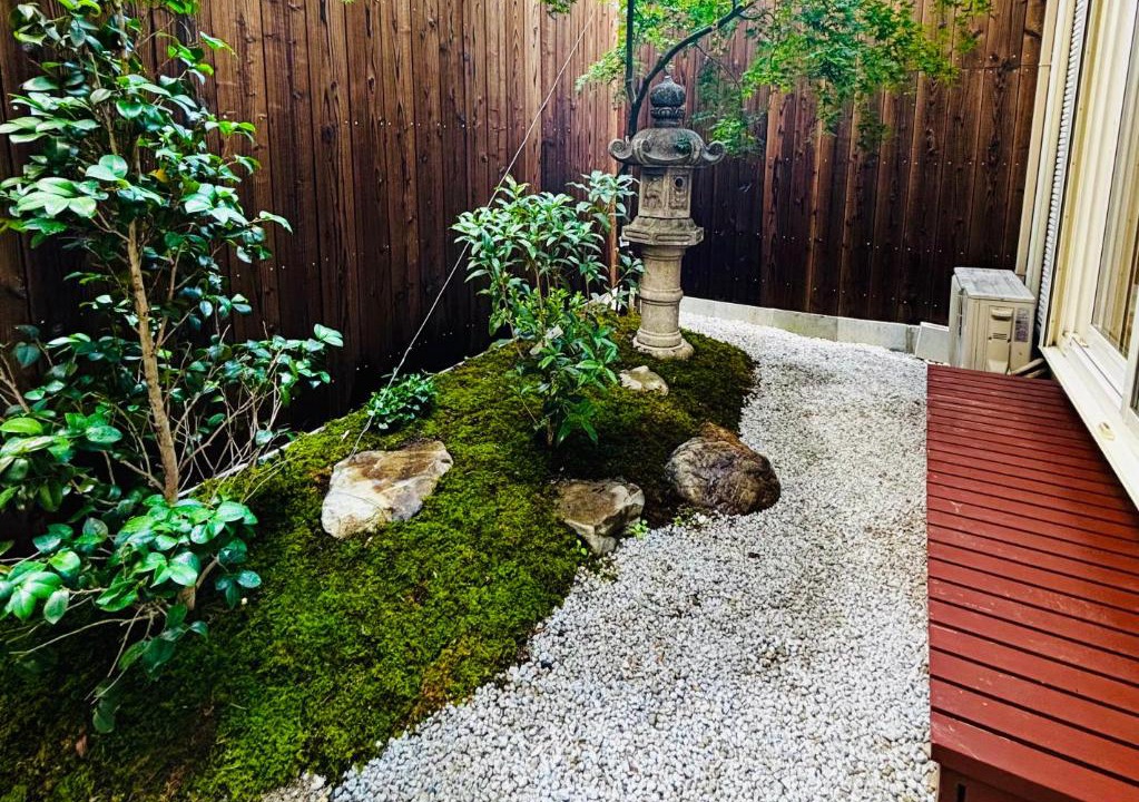 Photo of Others in Minami