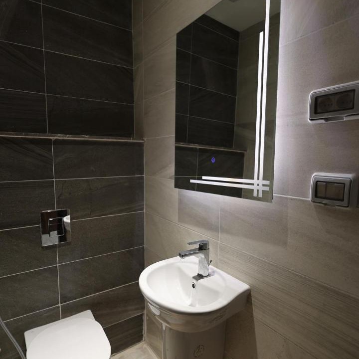Photo of Bathroom in Al Alamayn