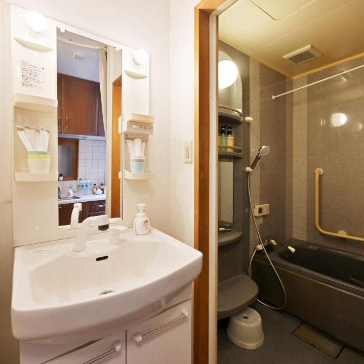 Photo of Bathroom in Suminoe