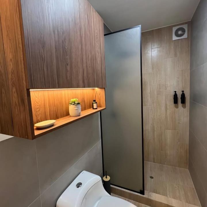Photo of Bathroom in Lince