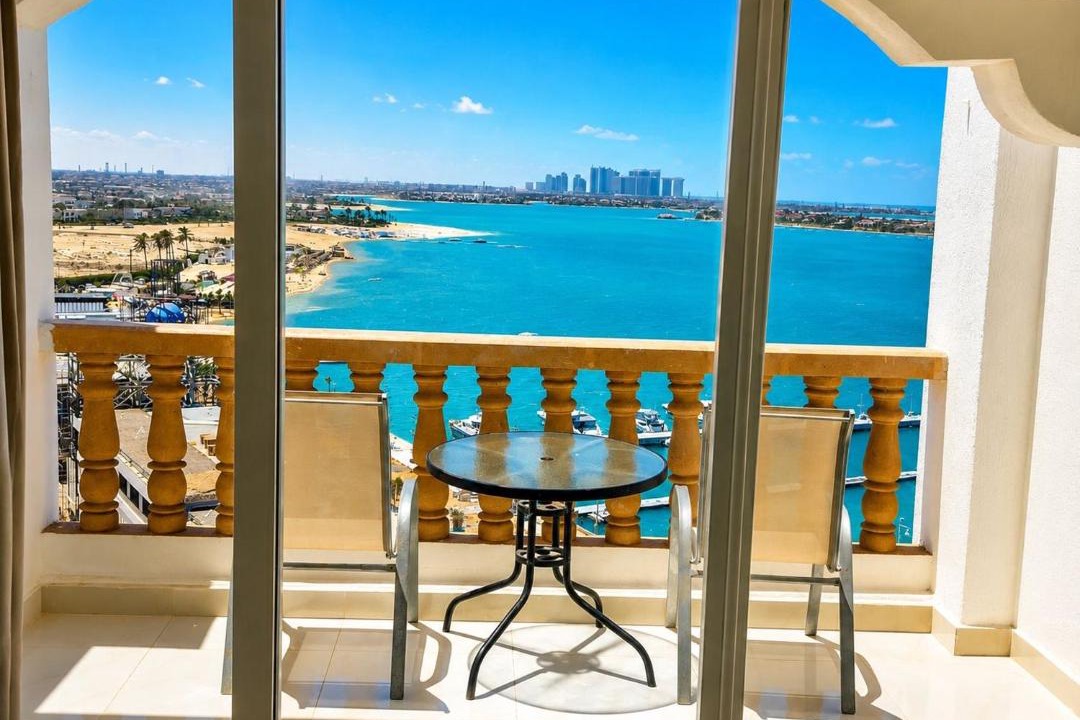Photo of Patio Balcony in Al Alamayn