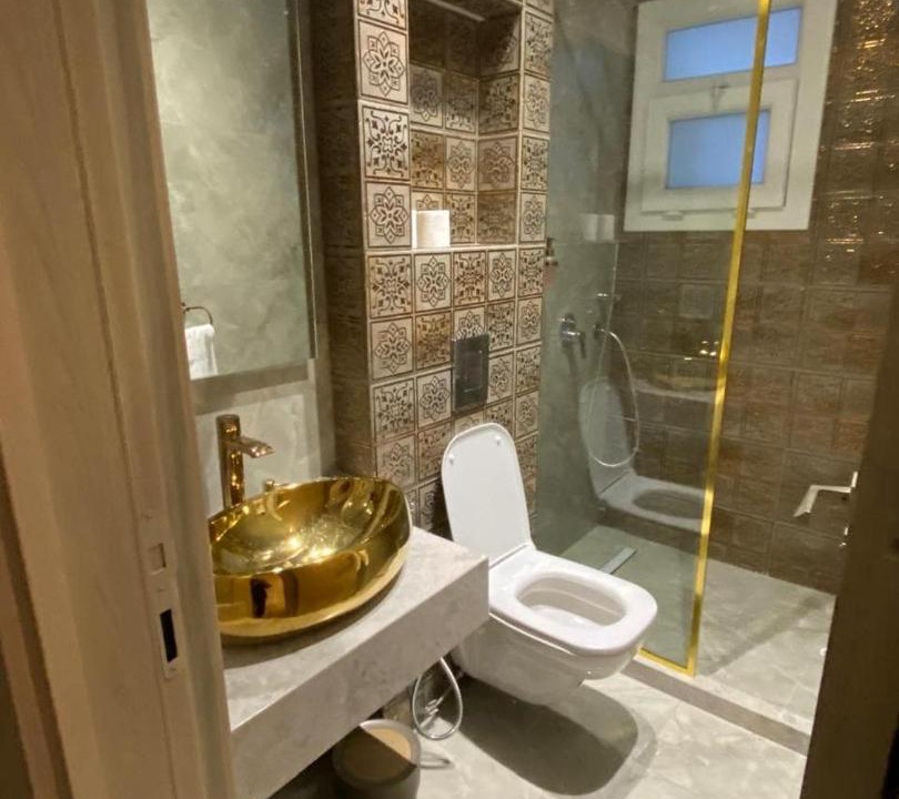 Photo of Bathroom in Garden City