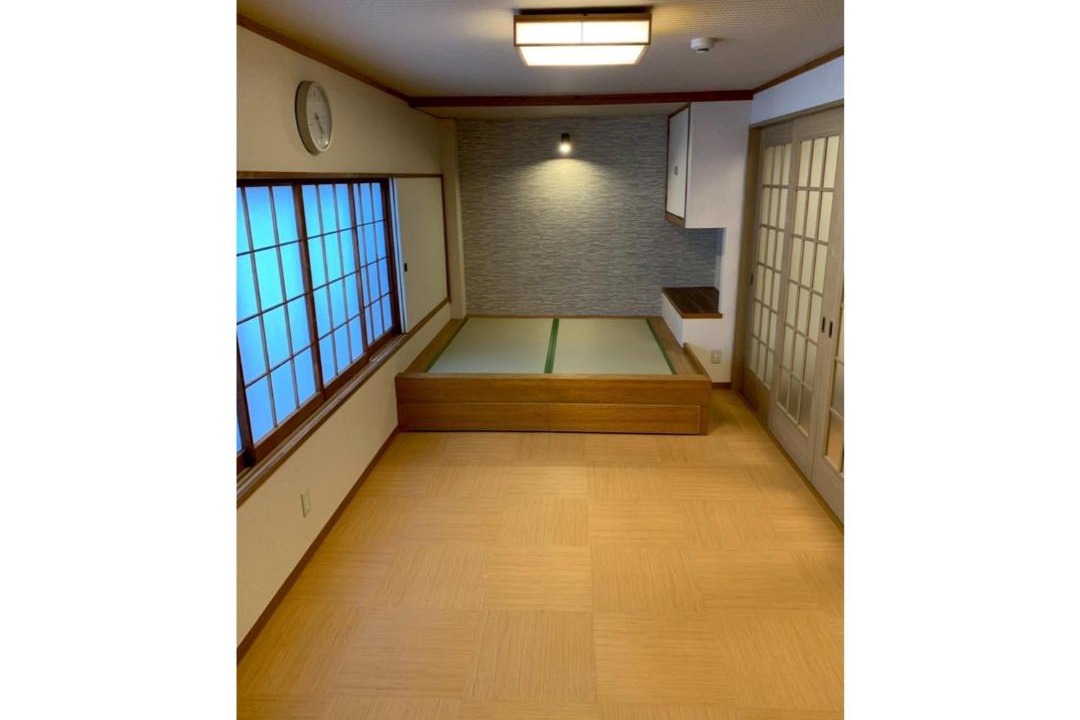 Photo of Others in Taito