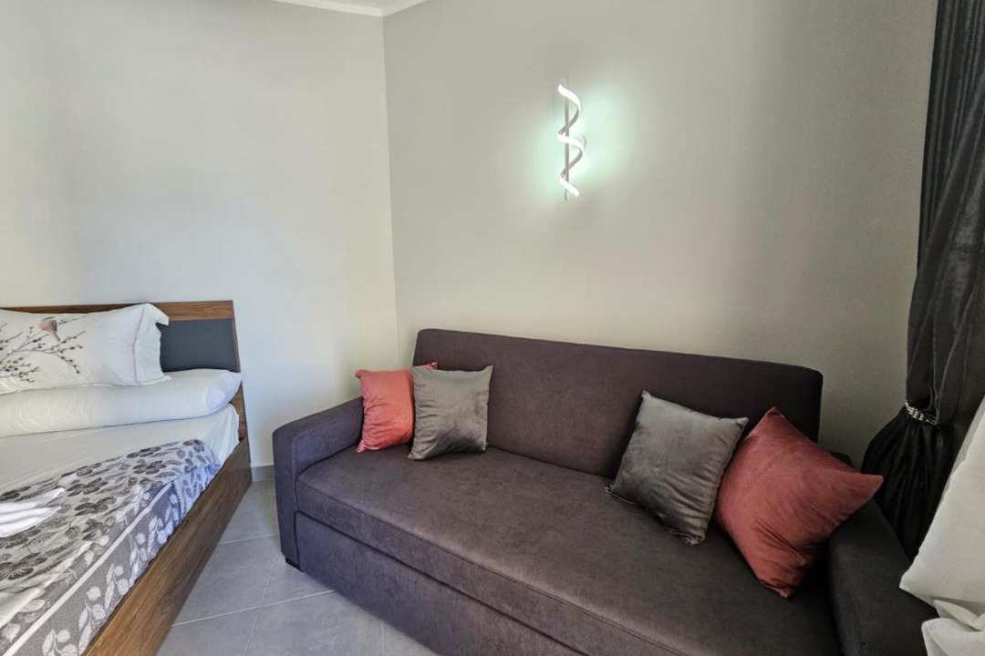 Photo of Bedroom in Corniche Road-Dahar