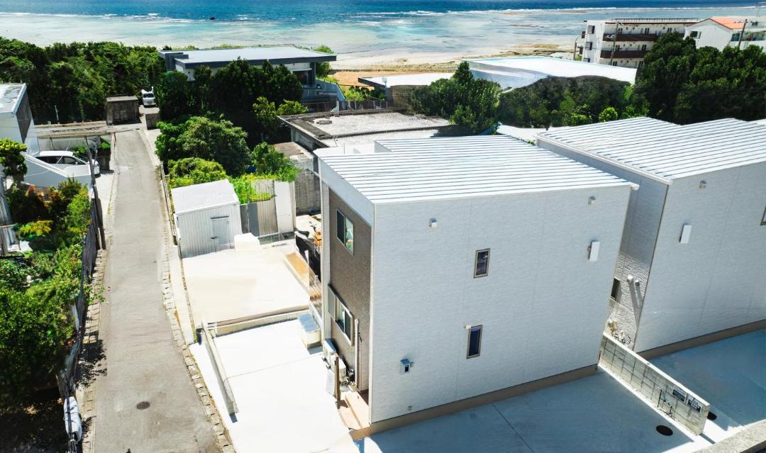 Photo of Buildings in Taketomi-jima Taketomi-cho