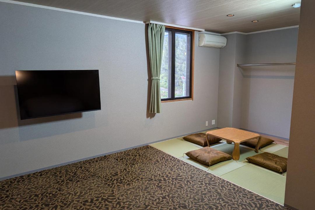 Photo of Others in Yamanouchi
