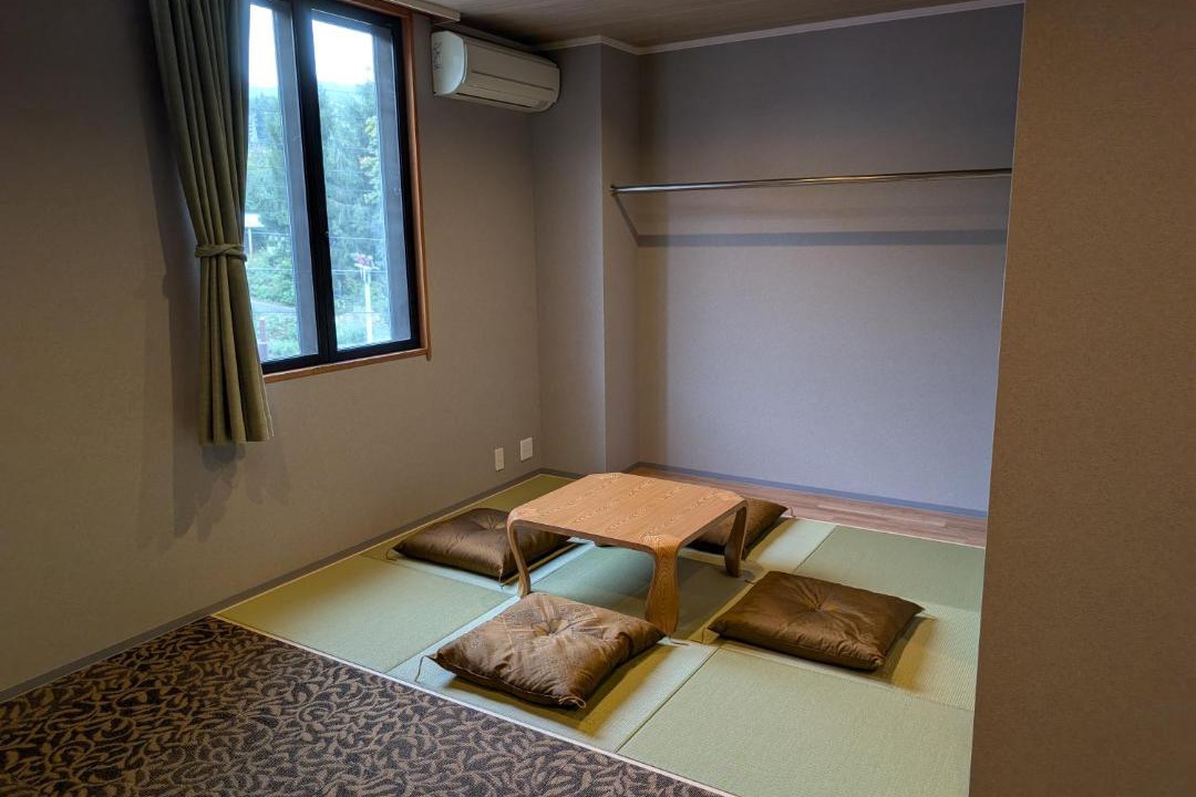 Photo of Others in Yamanouchi