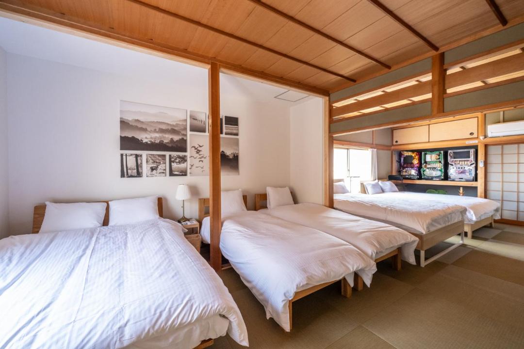 Photo of Bedroom in Mitoyo