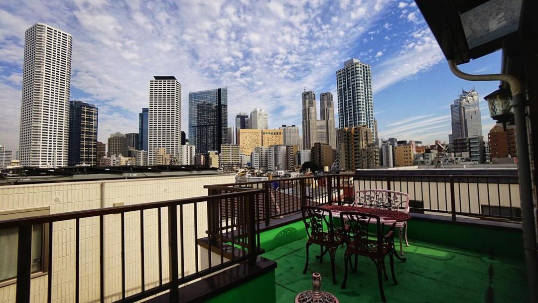 Photo of Patio Balcony in Nishi-Shinjuku