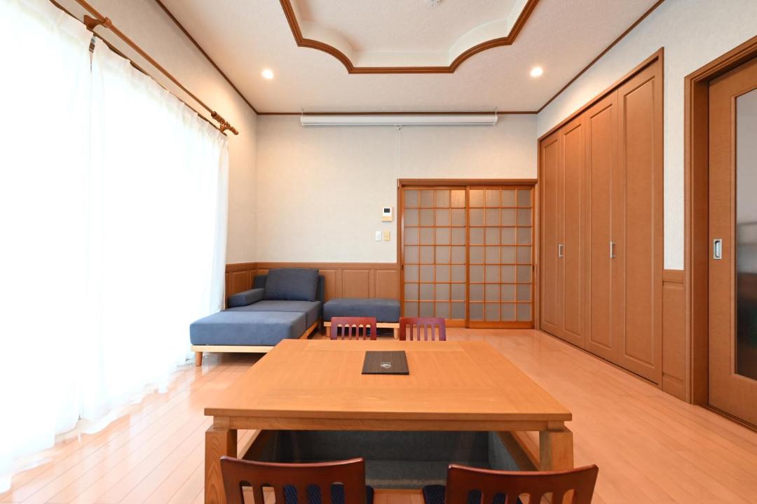 Photo of Others in Yokoshibahikari
