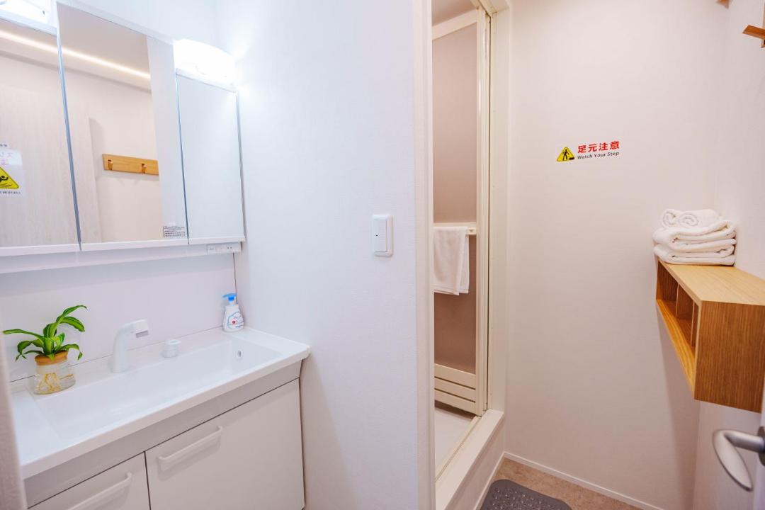 Photo of Bathroom in Kamiikebukuro