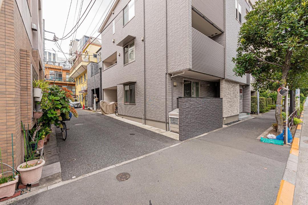Photo of Others in Sugamo