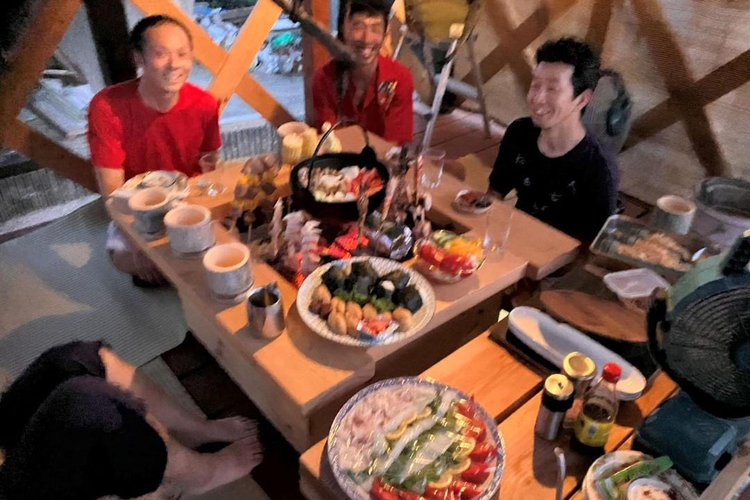 Photo of Human In Picture in Hikari
