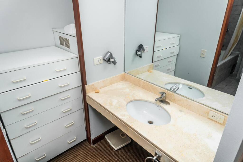 Photo of Bathroom in Leuro