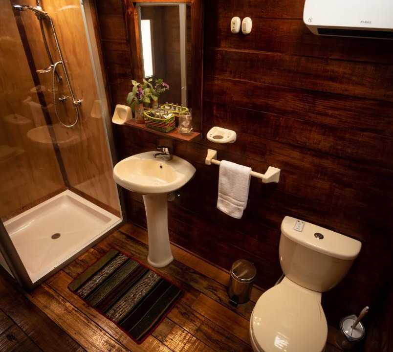 Photo of Bathroom in Urubamba