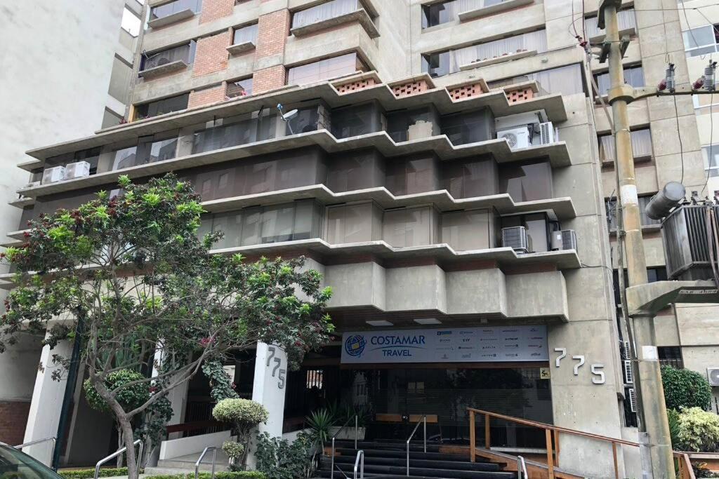 Photo of Buildings in Leuro