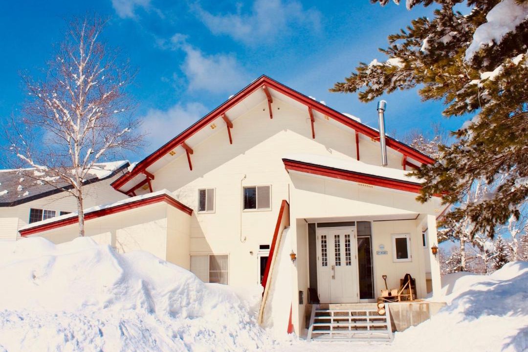 Photo of Buildings in Appi Onsen