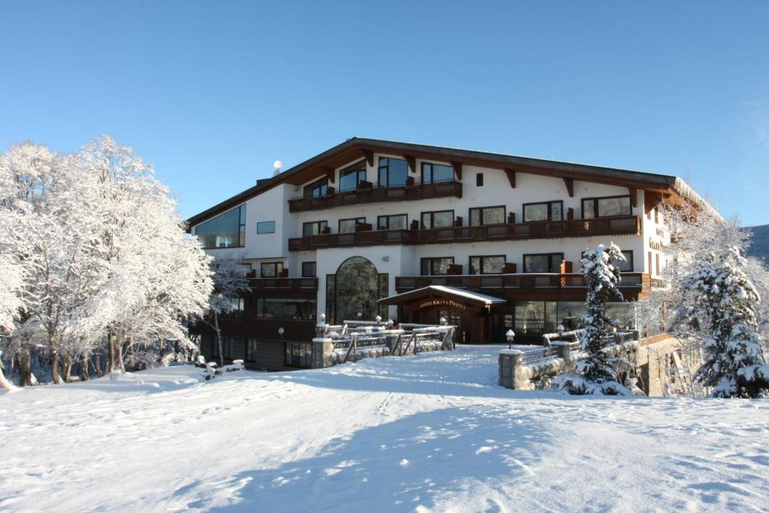 Photo of Buildings in Okushiga