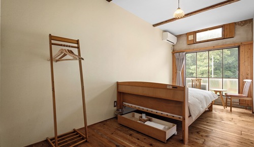Double Room, Shared Bathroom (Non-smoking)