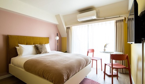 Deluxe Studio Apartment - High Floor