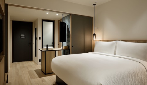 Standard Room, 1 King Bed