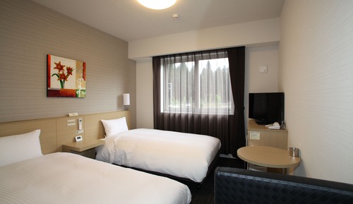 Twin Room with Bath, Smoking