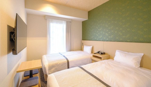 Compact Twin Room