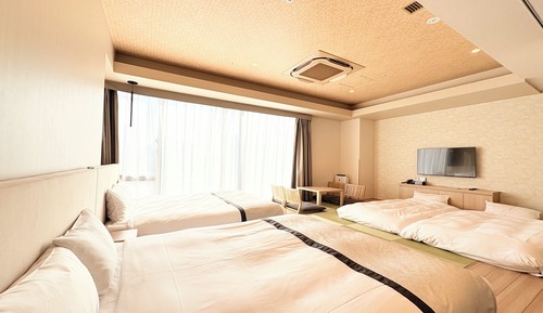 Premium large Twin with Japanese-style 2 Futon