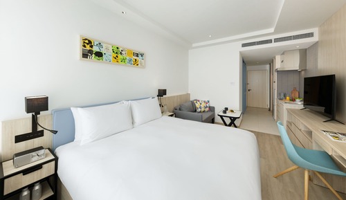King Room with Sofa Bed