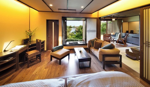 Luxury Suite