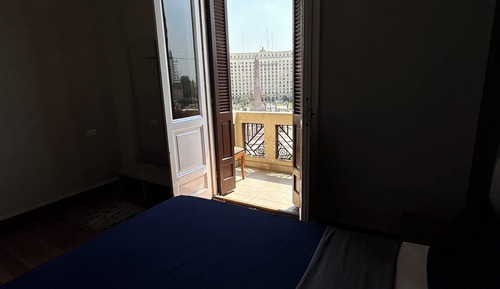 Single Room with Shared Bathroom