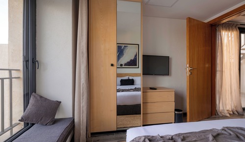 Junior Suite With Plunge Pool Mountain View