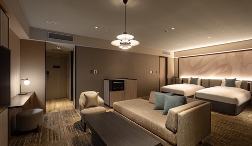 Premier Twin Room, Non Smoking(for 4 people) with Welcome Lounge Access