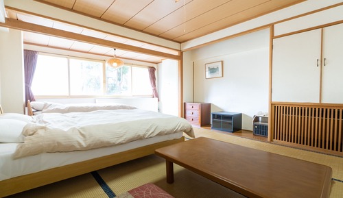 Family Quadruple Room, Non Smoking (Western Japanese, w/ Toilet, w/o TV)