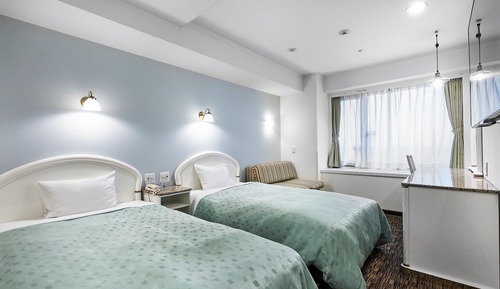 Triple Room, Multiple Beds, Smoking