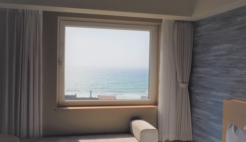 Standard Twin Room, 2 Bedrooms, Non Smoking, Oceanfront (On a High Floor)