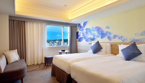 Executive Twin Room, Non Smoking (with Top-floor loundge access)