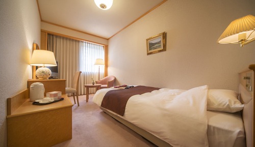 Single Room, Private Bathroom