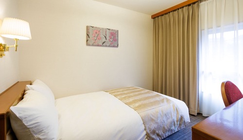 Single Room, Shared Bathroom