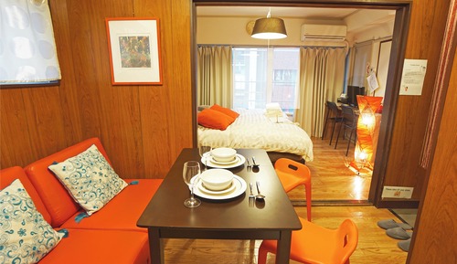 Queen Bed Room