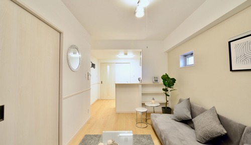 Family Suite, White Gray for 8 people